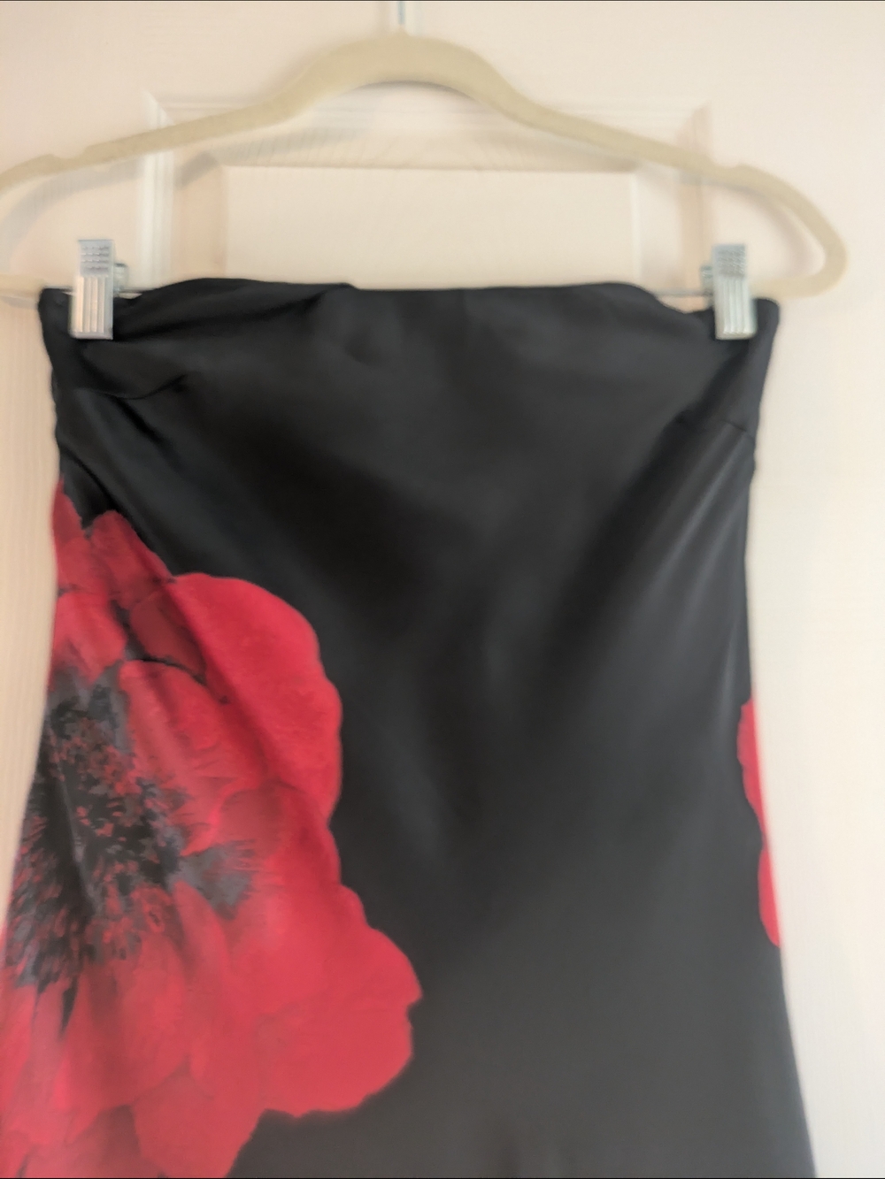 Francesca's Collections Black Strapless Slip Dress with Red Floral Print - Picture 4 of 6
